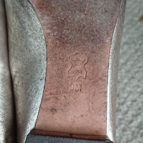 Tory Burch Metallic Leather Crystal Embellishments Ballet Flats size 9M - Picture 10 of 12